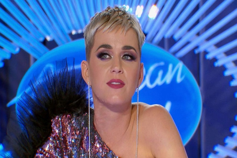 Katy Perry Scares Contestant, Leaving Him Wide Awake