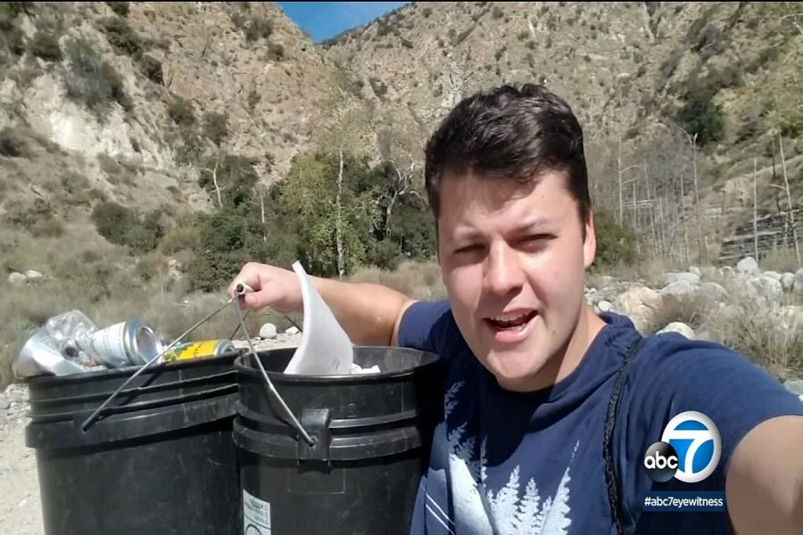 Climate Activist Cleaning Trash at Pasadena Parks