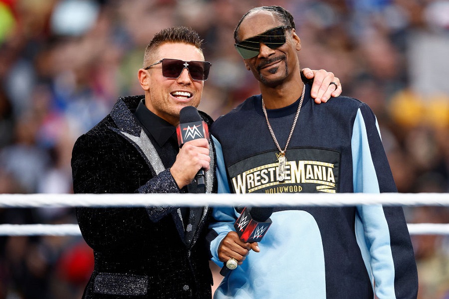 Snoop Dogg Wins Match In WrestleMania